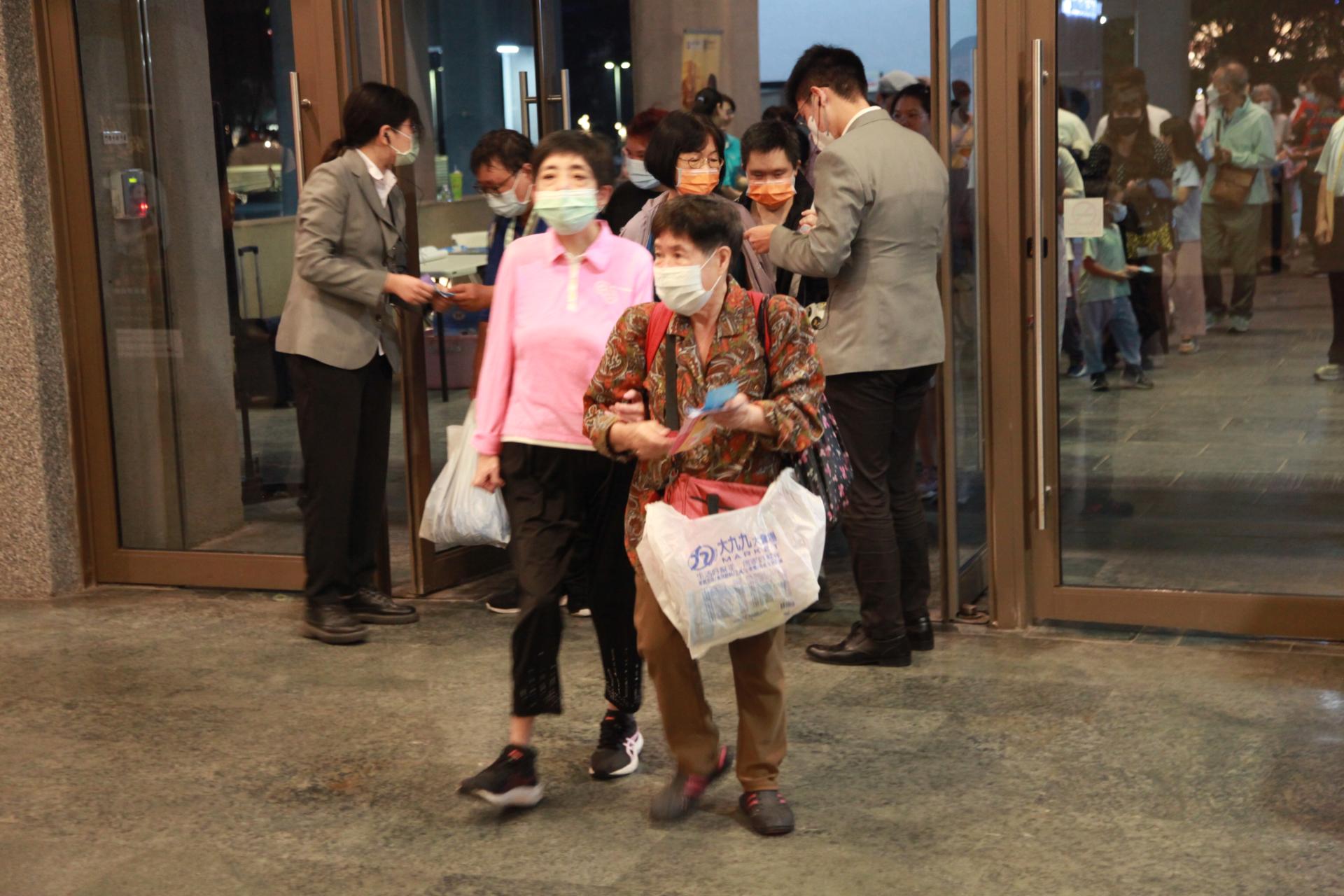 活動當日 . '-' . 6