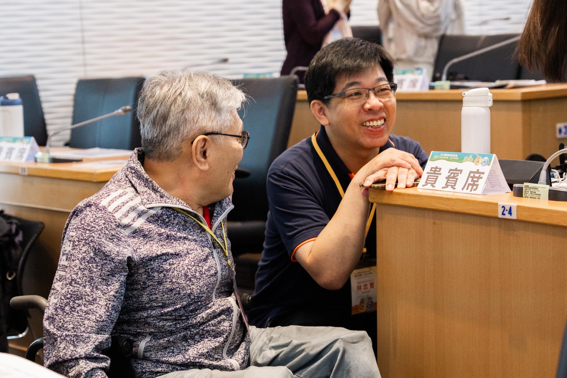 幕後花絮 . '-' . 6